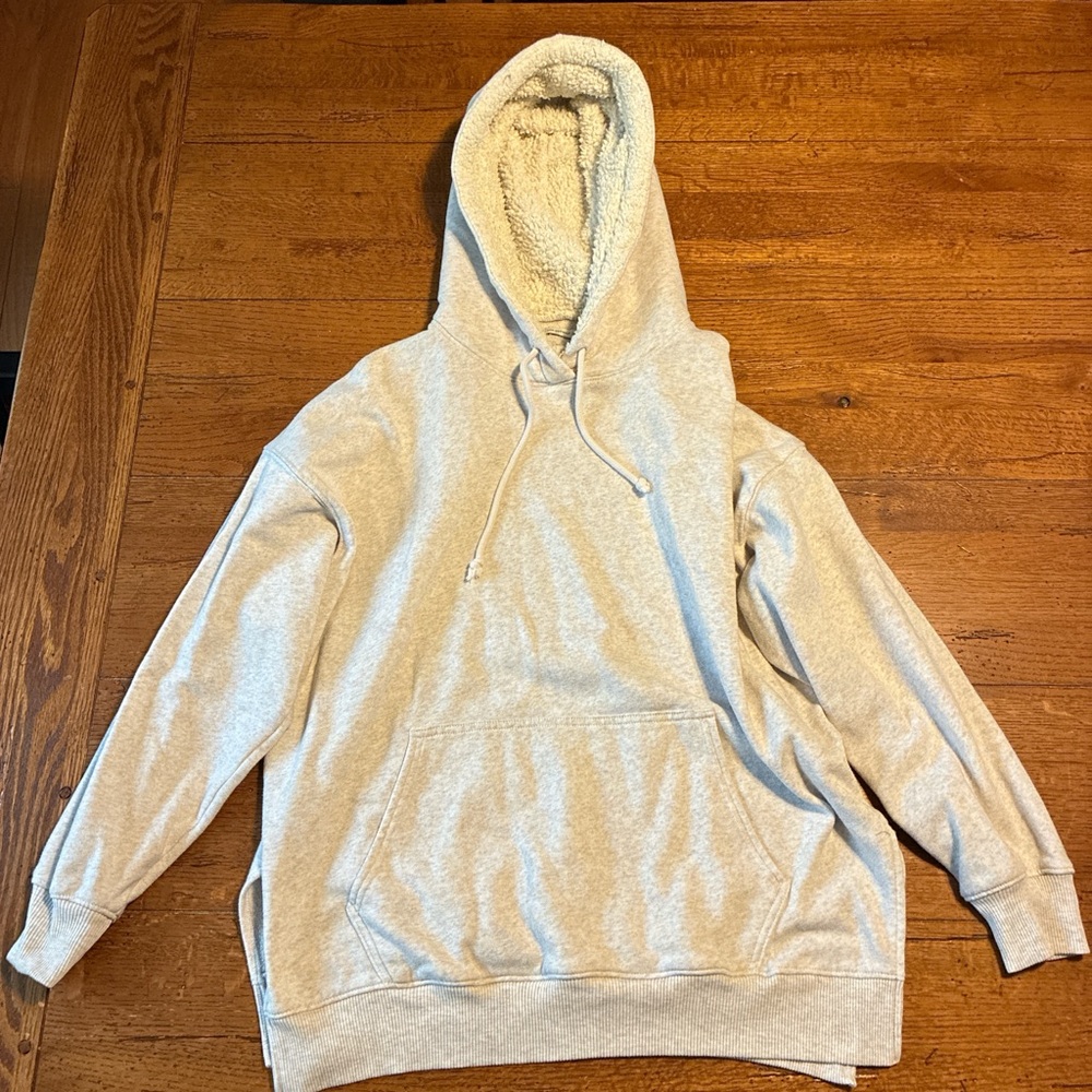 American Eagle Outfitters Light Gray Hoodie